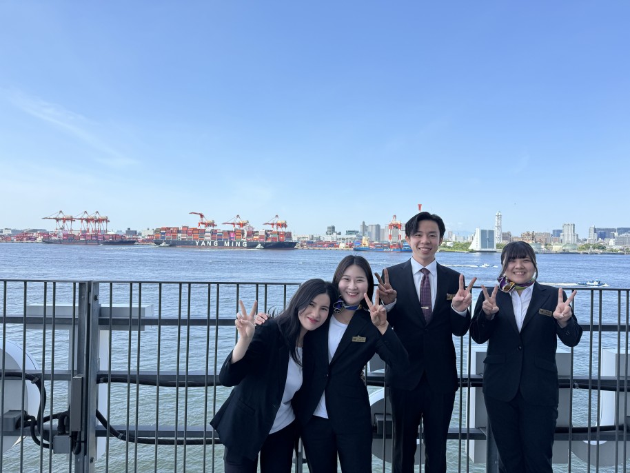 東京国際クルーズターミナルにて